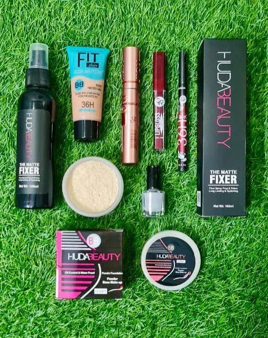 Ultimate 7 in 1 Makeup Deal - 7 Pcs Multicolor Essentials